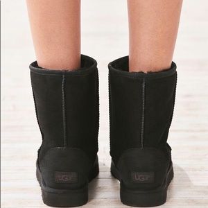 Black classic UGG boot NWT